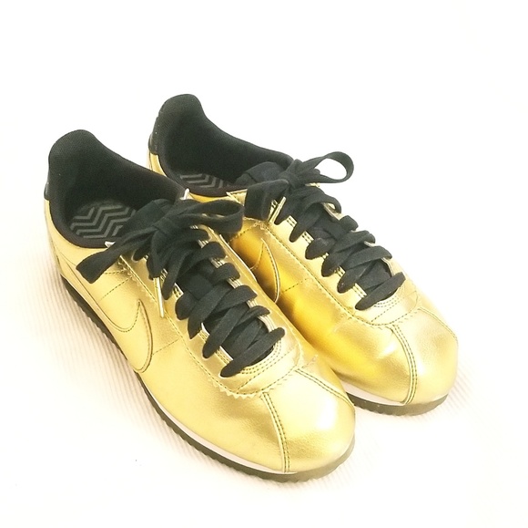 Nike Shoes - Gold Nike Cortez XLV W6